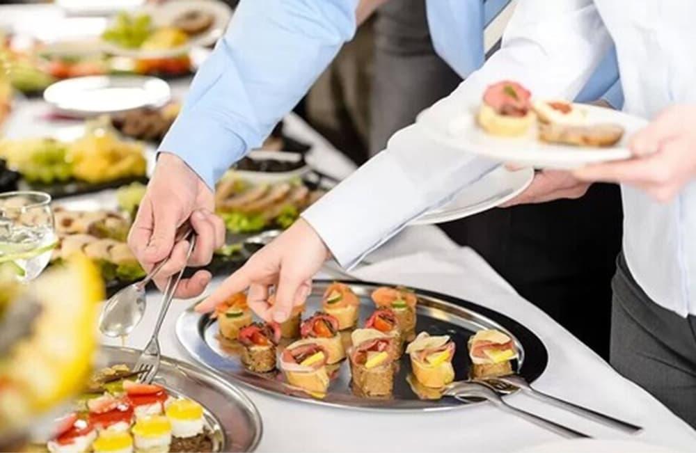 Niken Hotel Spa & Business Center 네코체아 외부 사진